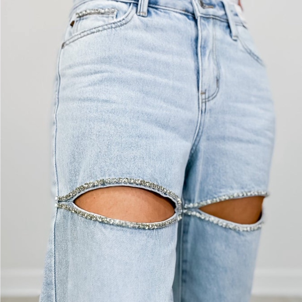 Light Blue Distressed Women Jeans